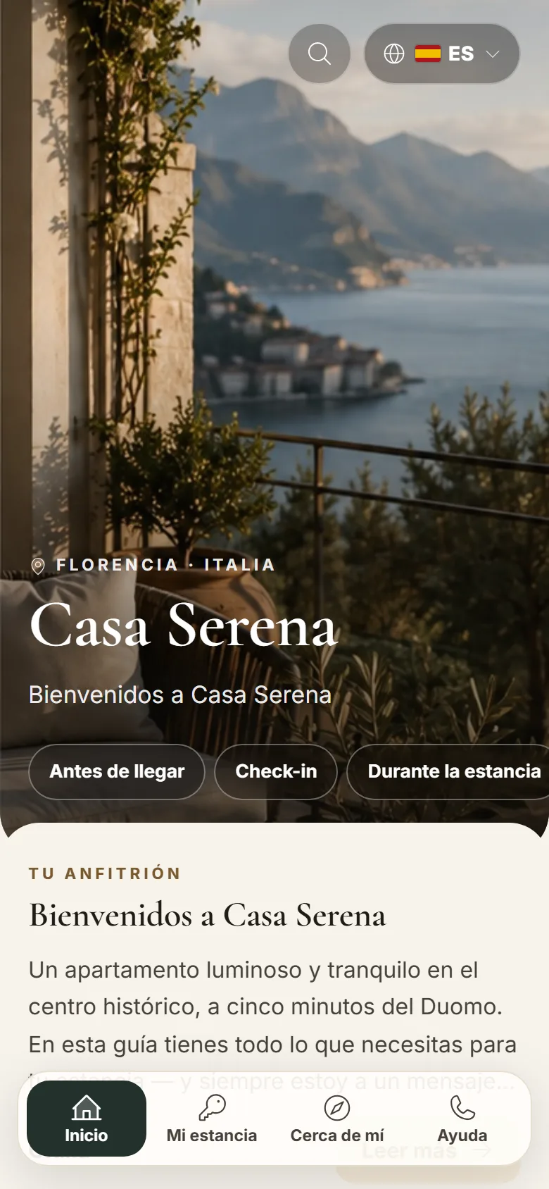 MAXORI Guest Guide en el móvil: la pantalla de bienvenida de una guía de demostración con las etapas de la estancia